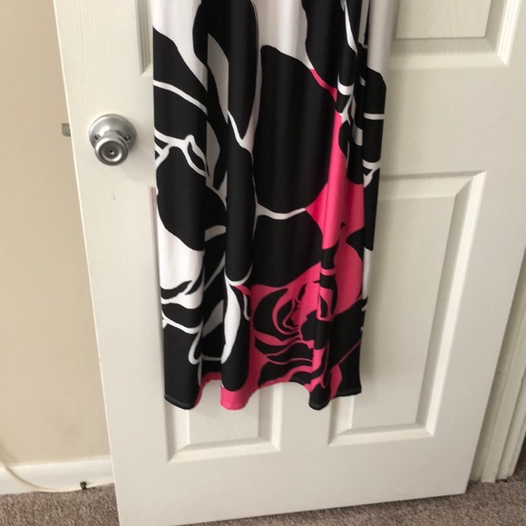 Dress - Picture 4 of 8